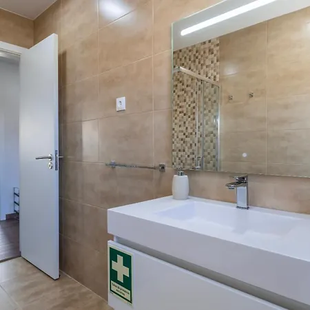 Casa Da Roseira By Lovelystay Holiday home *