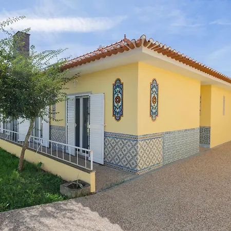 Casa Da Roseira By Lovelystay Дом отдыха *